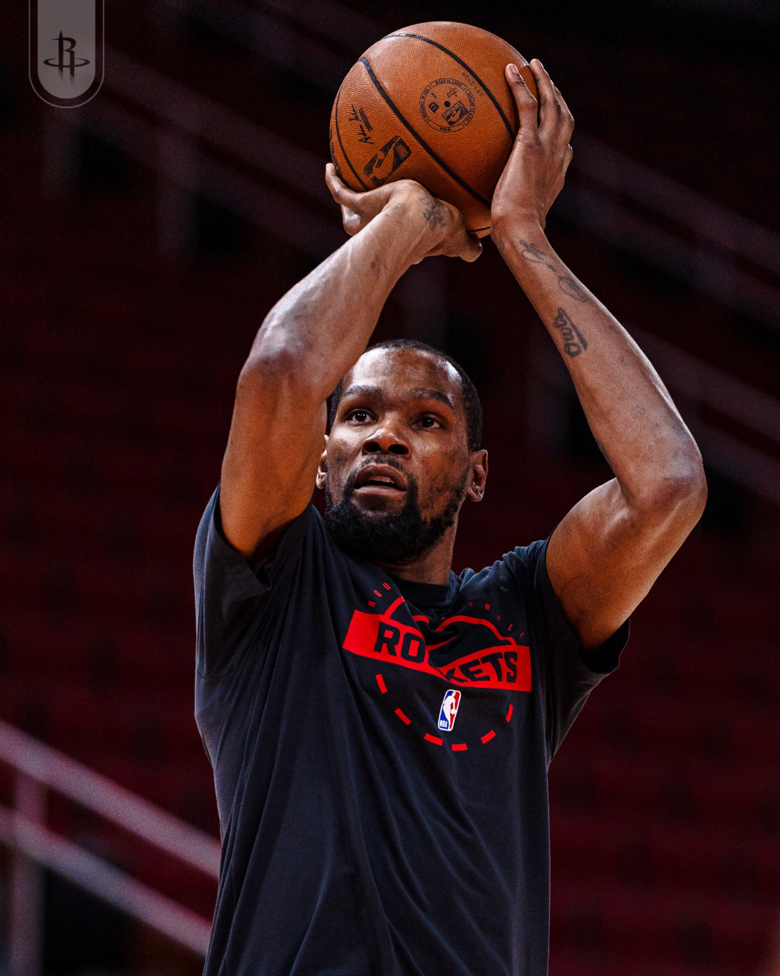 九游App下载-杜兰特23分6板火箭OT不敌勇士，波杰26分9篮板谢泼德30分